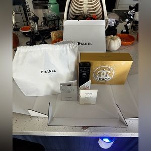 Chanel Holiday Lip Gloss Trio set
